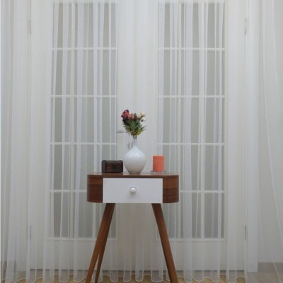 Kristal Pərdə – Yunan üslubunda petek zemində, ətək hissəsi ağırlıqlı, normal büzgülü (1 : 2,5) tül pərdə 100 × 200 sm